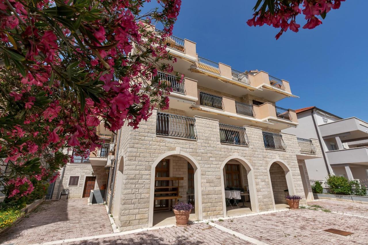 Apartments And Rooms With Parking Space Duce, Omis - 10303 Esterno foto